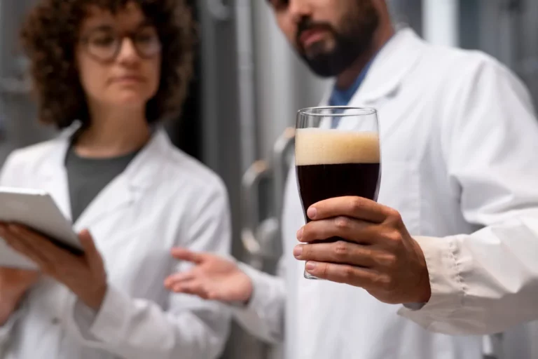 Carbonatação da cerveja: por que o controle de CO₂ é essencial na linha de produção?